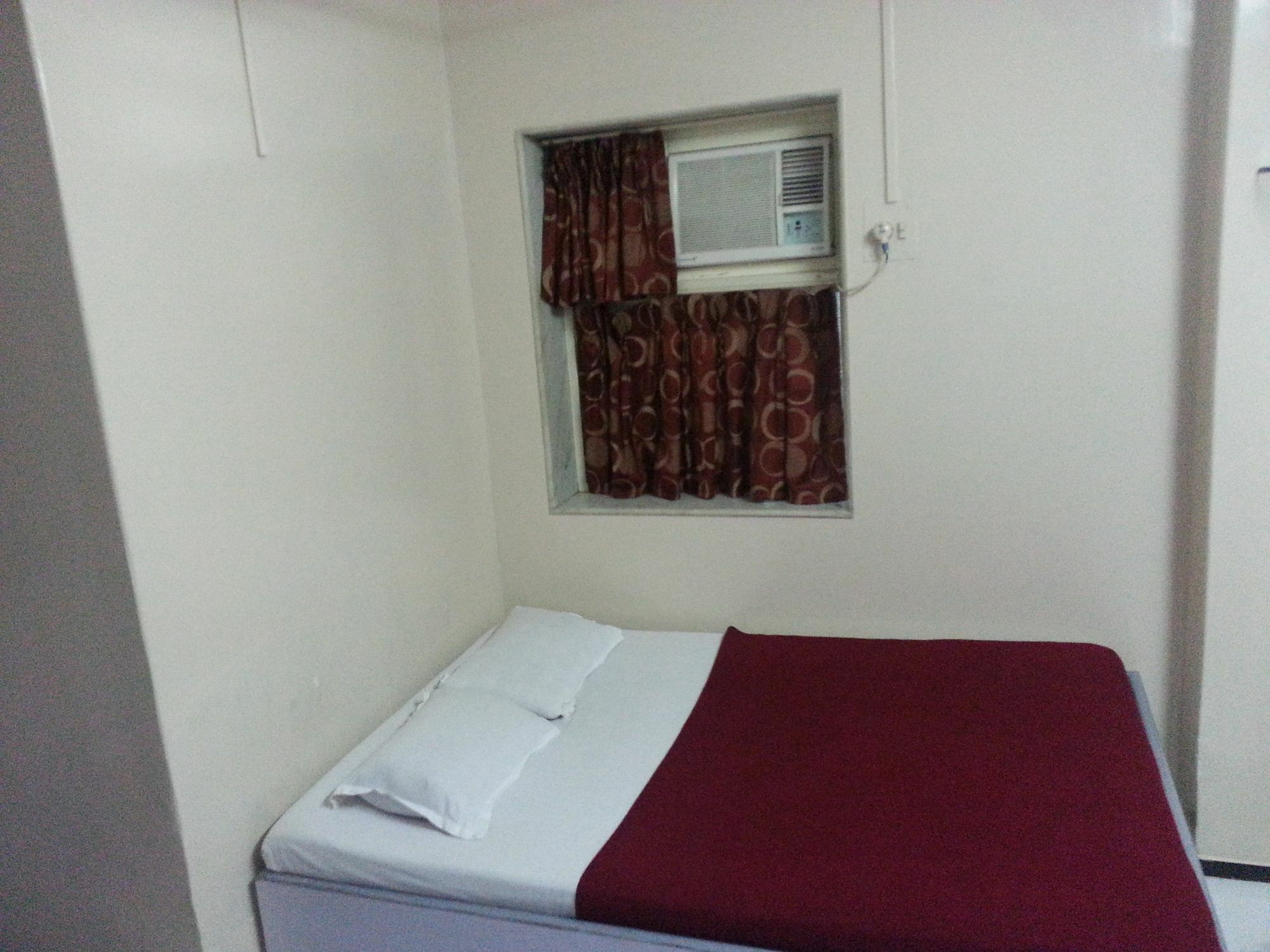 New Metro Guest House 孟买 外观 照片