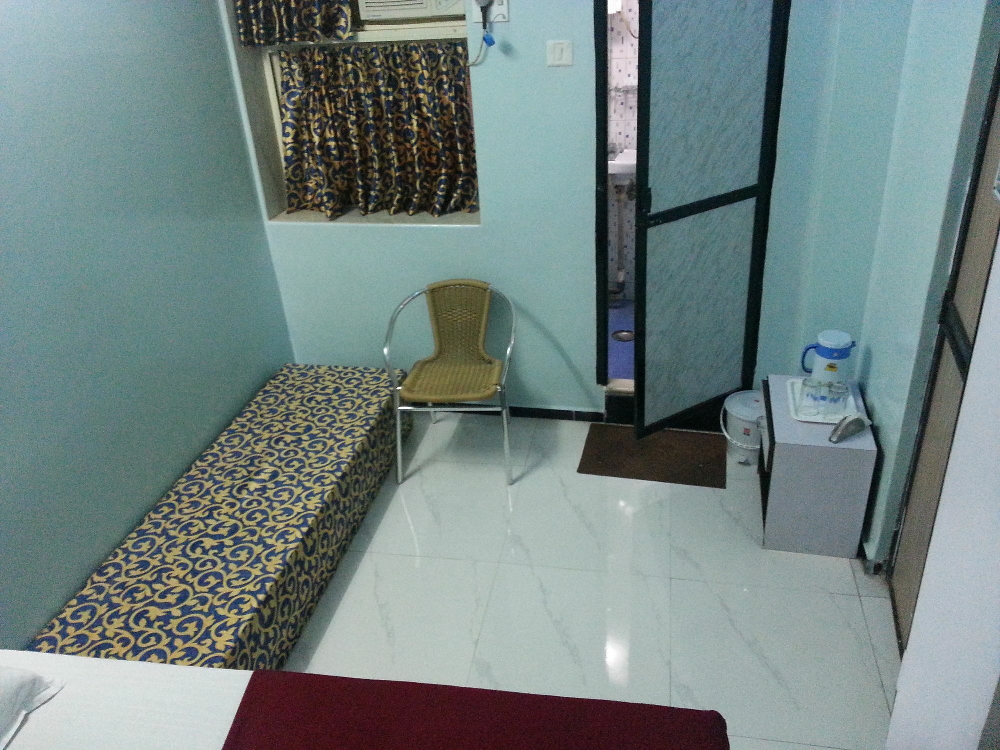 New Metro Guest House 孟买 外观 照片